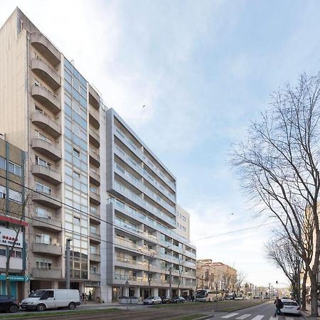 Lovelystay - 1Br Flat With Stunning Views Over Porto Віла-Нова-де-Гая Екстер'єр фото