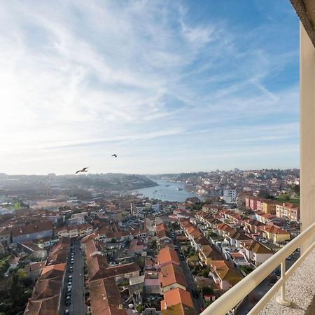 Lovelystay - 1Br Flat With Stunning Views Over Porto Віла-Нова-де-Гая Екстер'єр фото