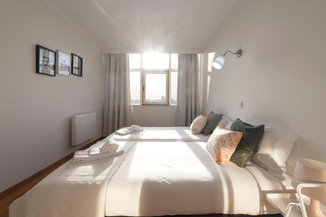 Lovelystay - 1Br Flat With Stunning Views Over Porto Віла-Нова-де-Гая Екстер'єр фото