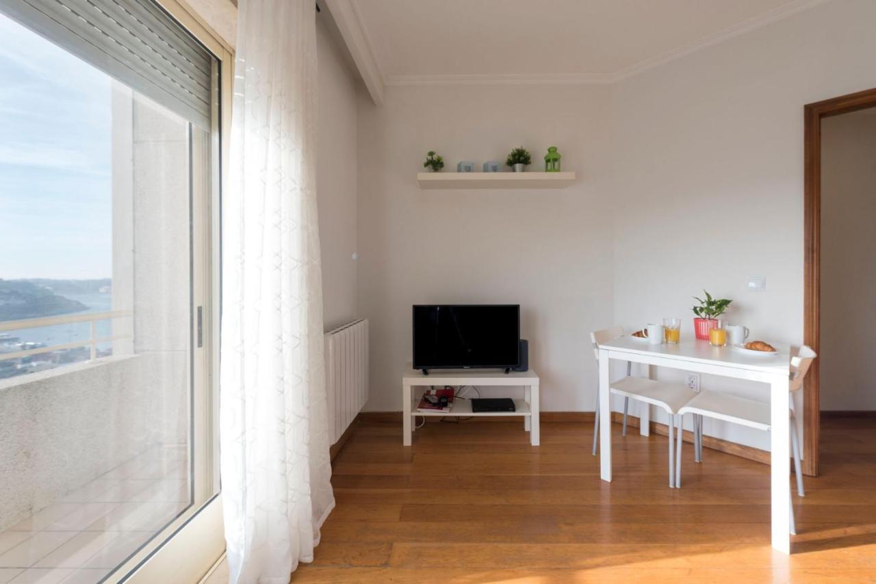 Lovelystay - 1Br Flat With Stunning Views Over Porto Віла-Нова-де-Гая Екстер'єр фото