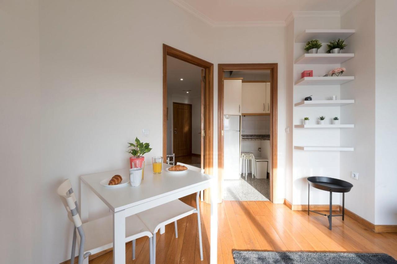 Lovelystay - 1Br Flat With Stunning Views Over Porto Віла-Нова-де-Гая Екстер'єр фото