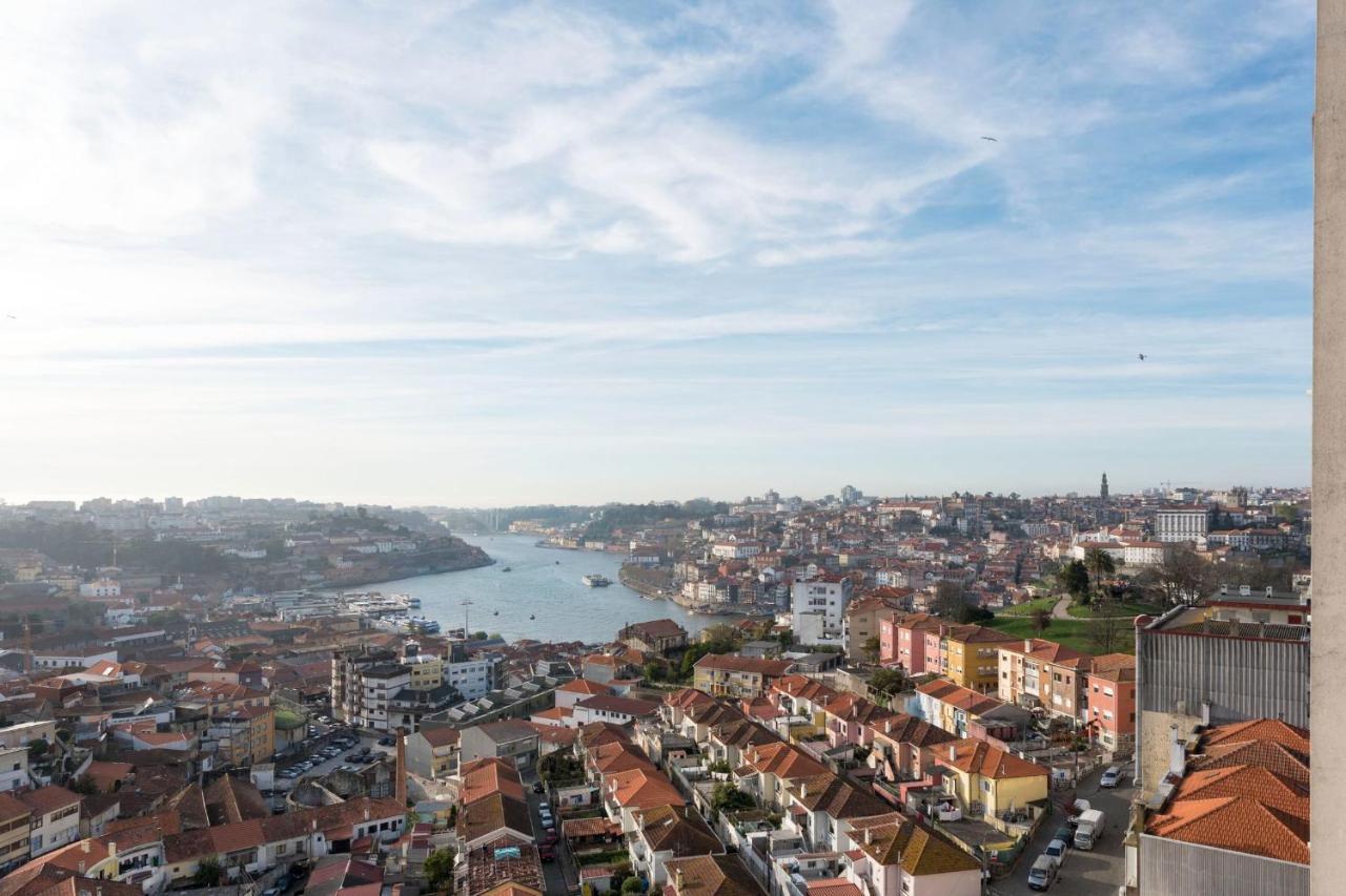 Lovelystay - 1Br Flat With Stunning Views Over Porto Віла-Нова-де-Гая Екстер'єр фото